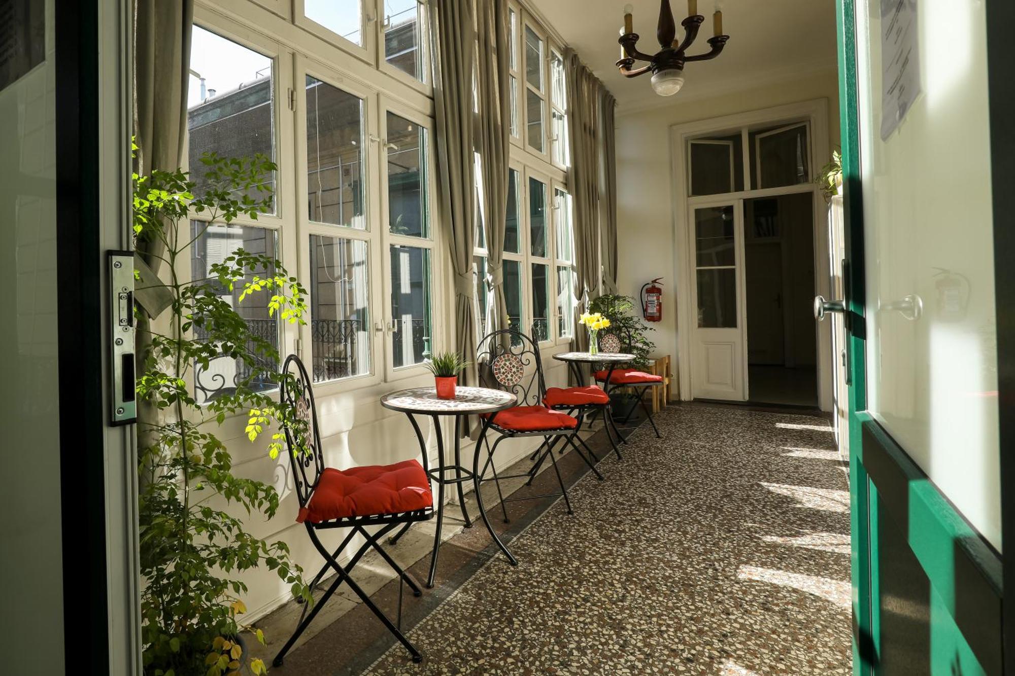 Ozone Private Rooms Budapeşte Dış mekan fotoğraf